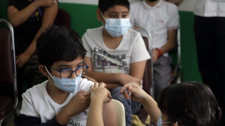 Ratele de vaccinare pentru copiii mici sunt foarte scăzute. Aproape jumătate dintre părinți nu intenționează să îi vaccineze