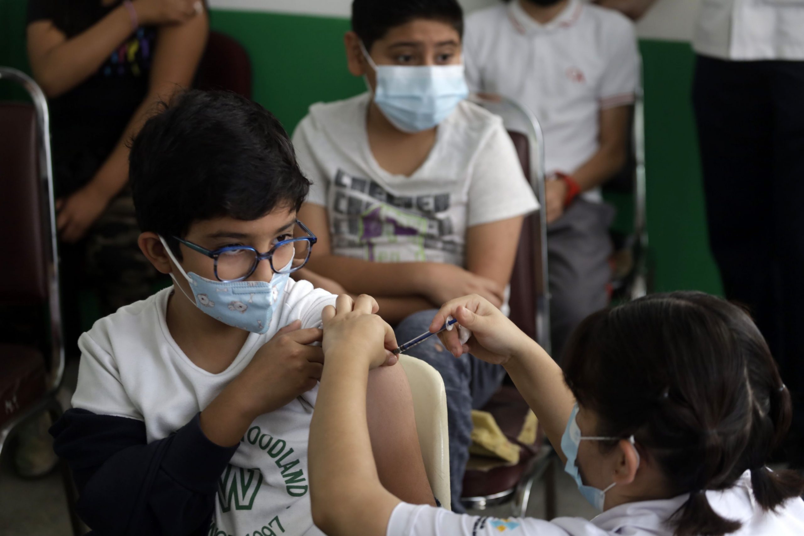 Ratele de vaccinare pentru copiii mici sunt foarte scăzute. Aproape jumătate dintre părinți nu intenționează să îi vaccineze