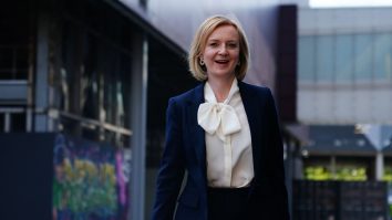 Liz Truss copiază stilul lui Margaret Thatcher „până în cel mai mic detaliu”