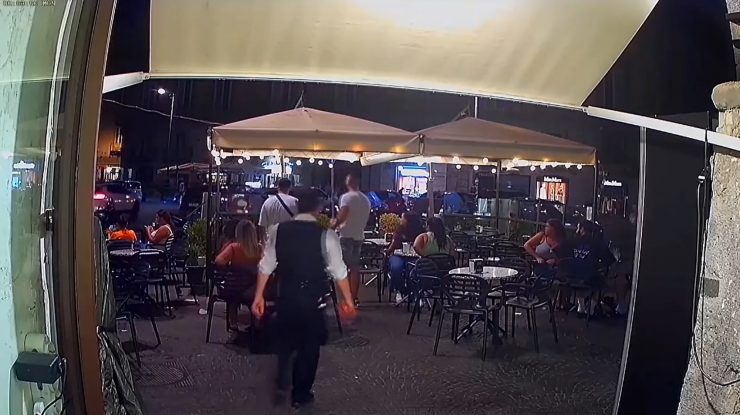 VIDEO. Hoții italieni i-au returnat ceasul victimei după ce și-au dat seama că era fals