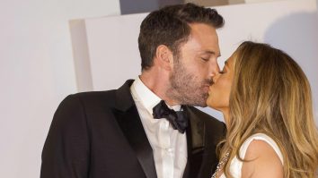 VIDEO Jennifer Lopez şi Ben Affleck s-au căsătorit în Las Vegas