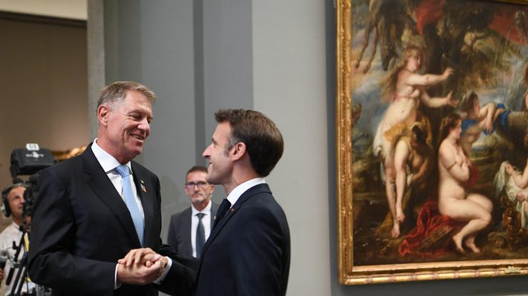 Iohannis salută, într-o scrisoare către Macron, consistența Parteneriatului Strategic România-Franța