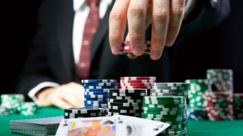 Un jucător s-a calificat la campionatul mondial de poker în somn