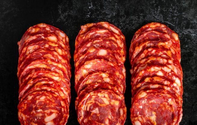 Un cercetător francez și-a cerut scuze pentru o glumă care implica o felie de chorizo descrisă ca fiind o imagine a unei stele