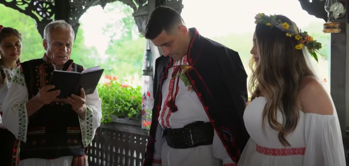 Ameninţare cu bombă la nunta lui George Simion. Poliţiştii din Vâlcea şi SRI intervin pentru verificări