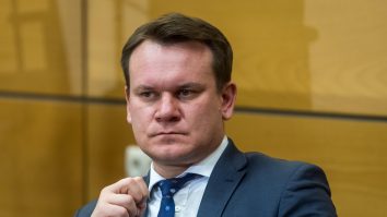 Eurodeputat: „Germania este atât de dependentă de Rusia încât se află acum în pragul recesiunii”