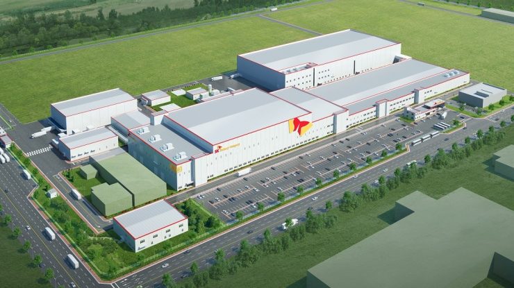 Cea mai mare investiţie din istoria Ungariei este realizată la 90 de km de Oradea. Care sunt detaliile din spatele fabricii de baterii 