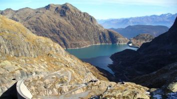 „Bateria de apă”, inovație în materie de energie regenerabilă. Cât a costat proiectul și ce presupune