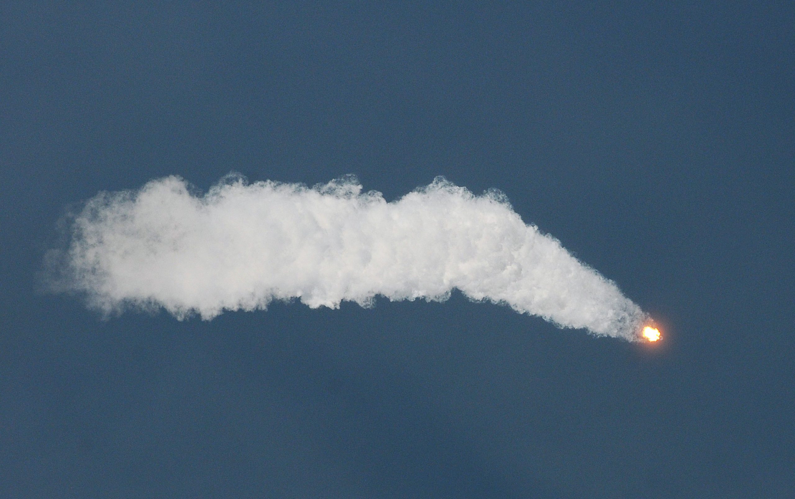 O bucată dintr-o rachetă SpaceX a fost descoperită într-un țarc de oi din Australia