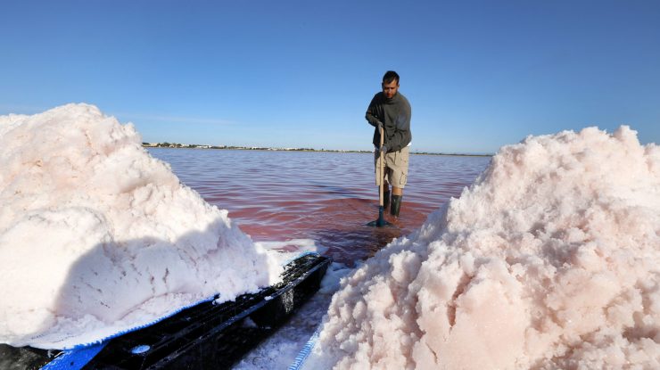 Câștigătorii involuntari ai secetei din Franța: Producătorii de sare