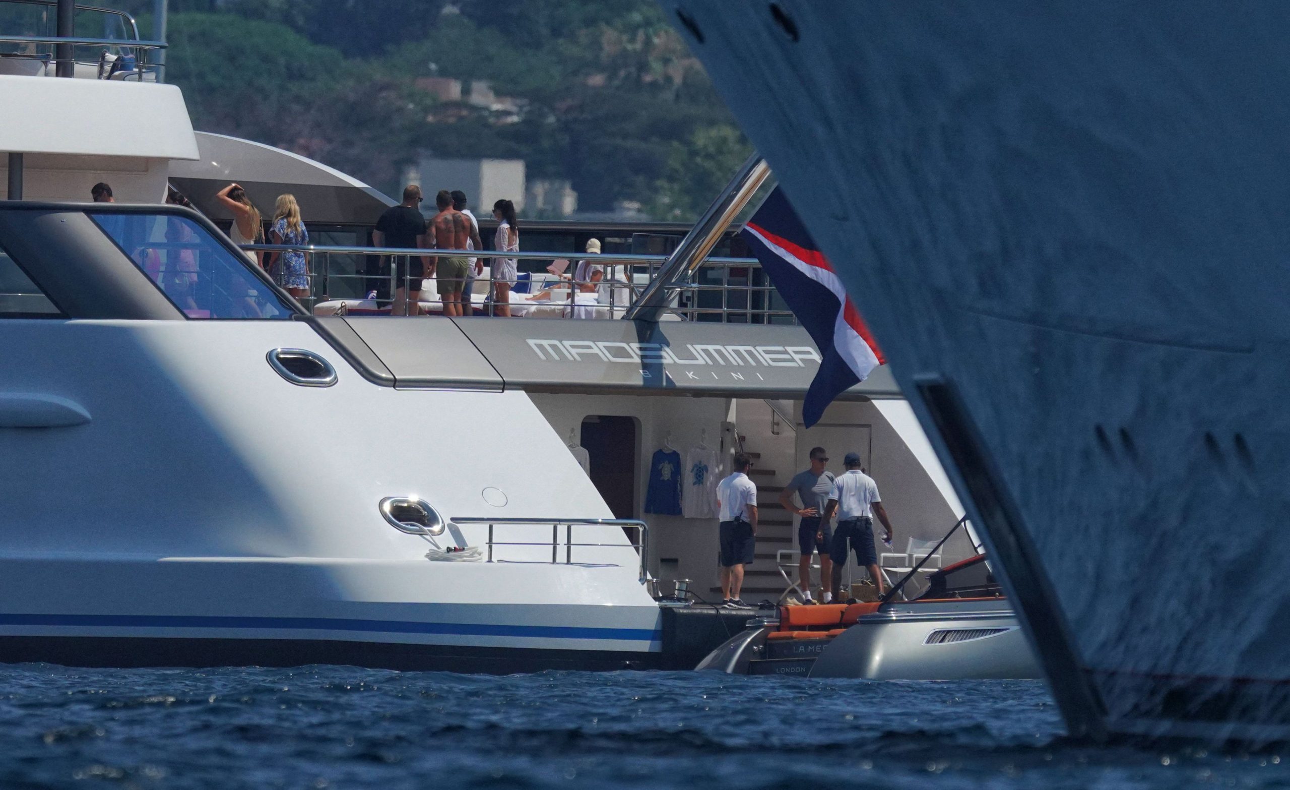 VIDEO. Momentul în care un super-iaht se scufundă în largul coastelor Italiei