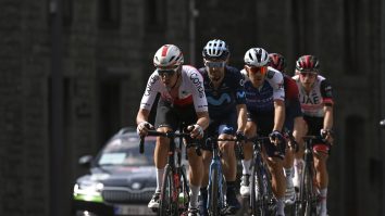 Bicicliștii din UK ar putea fi obligați să aibă plăcuțe de înmatriculare și asigurare, conform modificărilor Codului Rutier