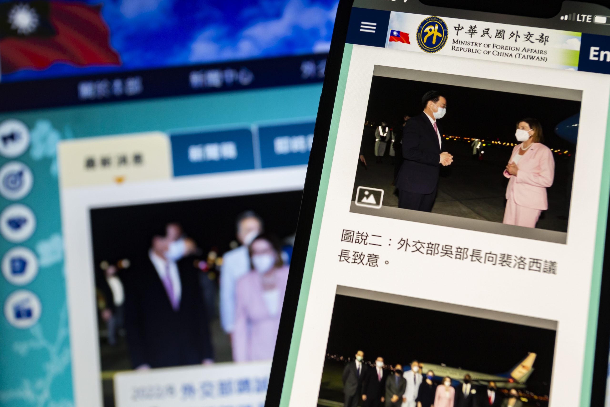 China o sancționează pe Nancy Pelosi pentru „acțiuni provocatoare” după vizita în Taiwan