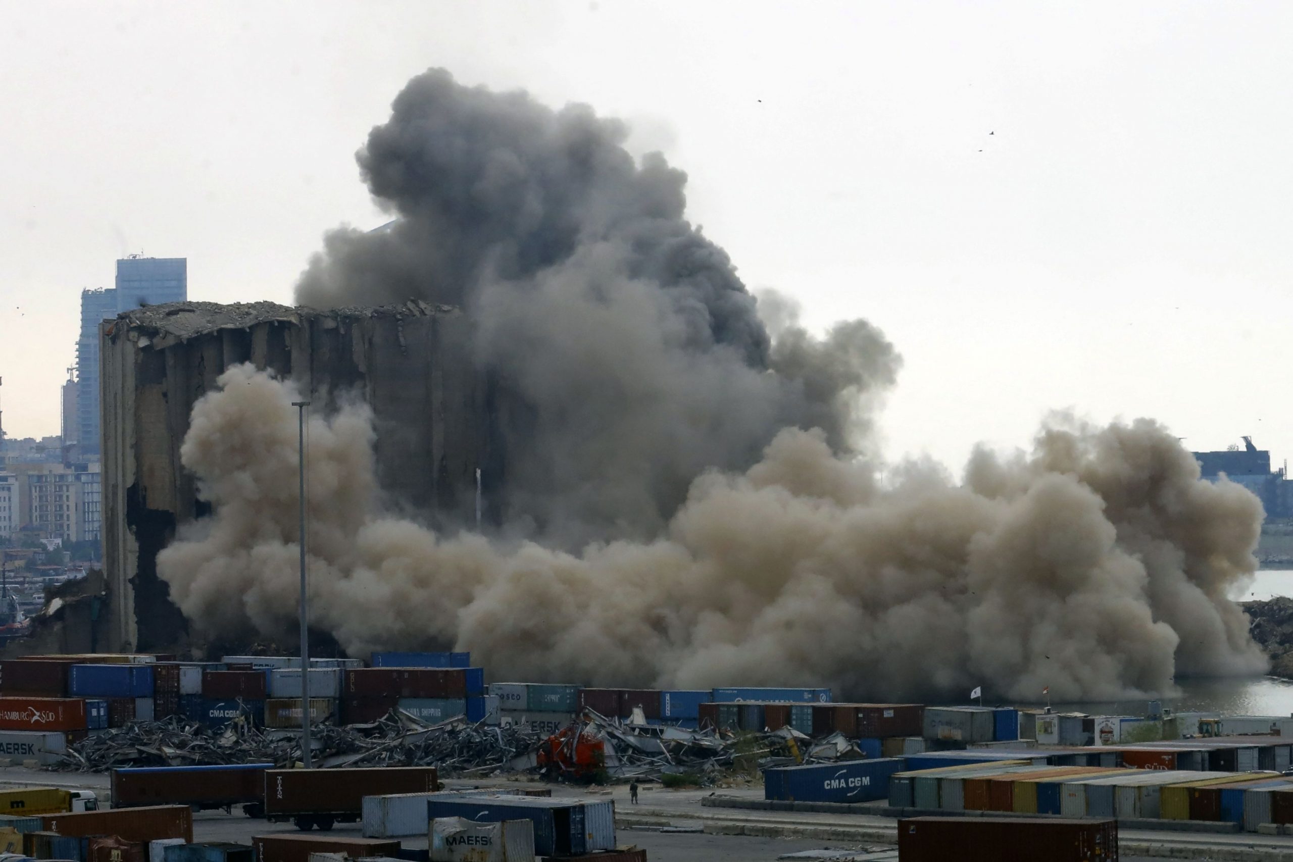 Cuba: Incendiu și explozii la un depozit de carburanți, soldate cu zeci de răniți