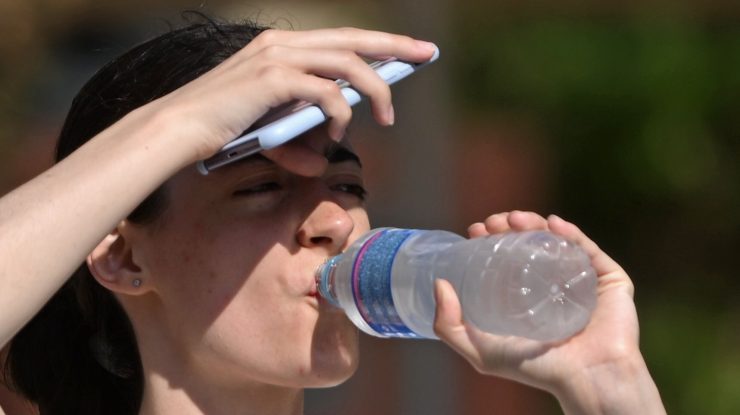 ANM: Cod galben de caniculă şi disconfort termic ridicat în Capitală şi în 19 judeţe. Alte zone, sub atenţionare de ploi şi vijelii