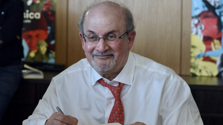 Potrivit lui Bernard-Henri Lévy, filosof francez, Salman Rushdie trebuie să câștige Premiul Nobel pentru Literatură