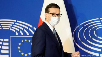Polonia avertizează asupra repercusiunilor dacă Bruxelles-ul continuă să blocheze fondurile de redresare în caz de pandemie