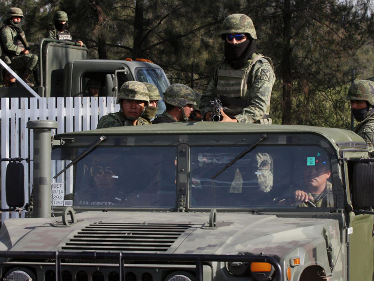 Trupele mexicane au fost trimise în orașul de frontieră Juarez, după o confruntare mortală între carteluri