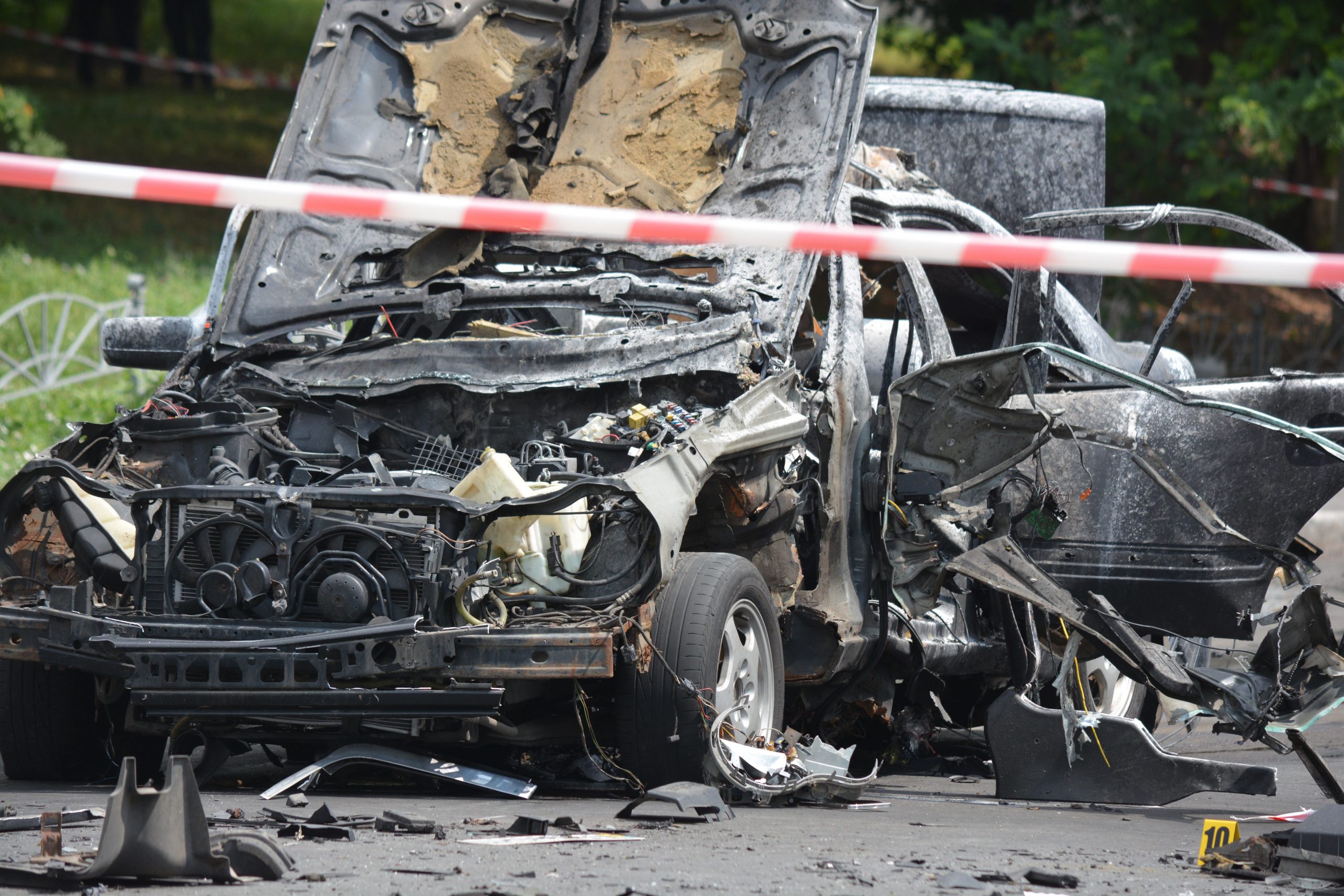 Comandantul instalat de Rusia într-un oraş din sudul Ucrainei a fost grav rănit, după ce maşina lui a explodat