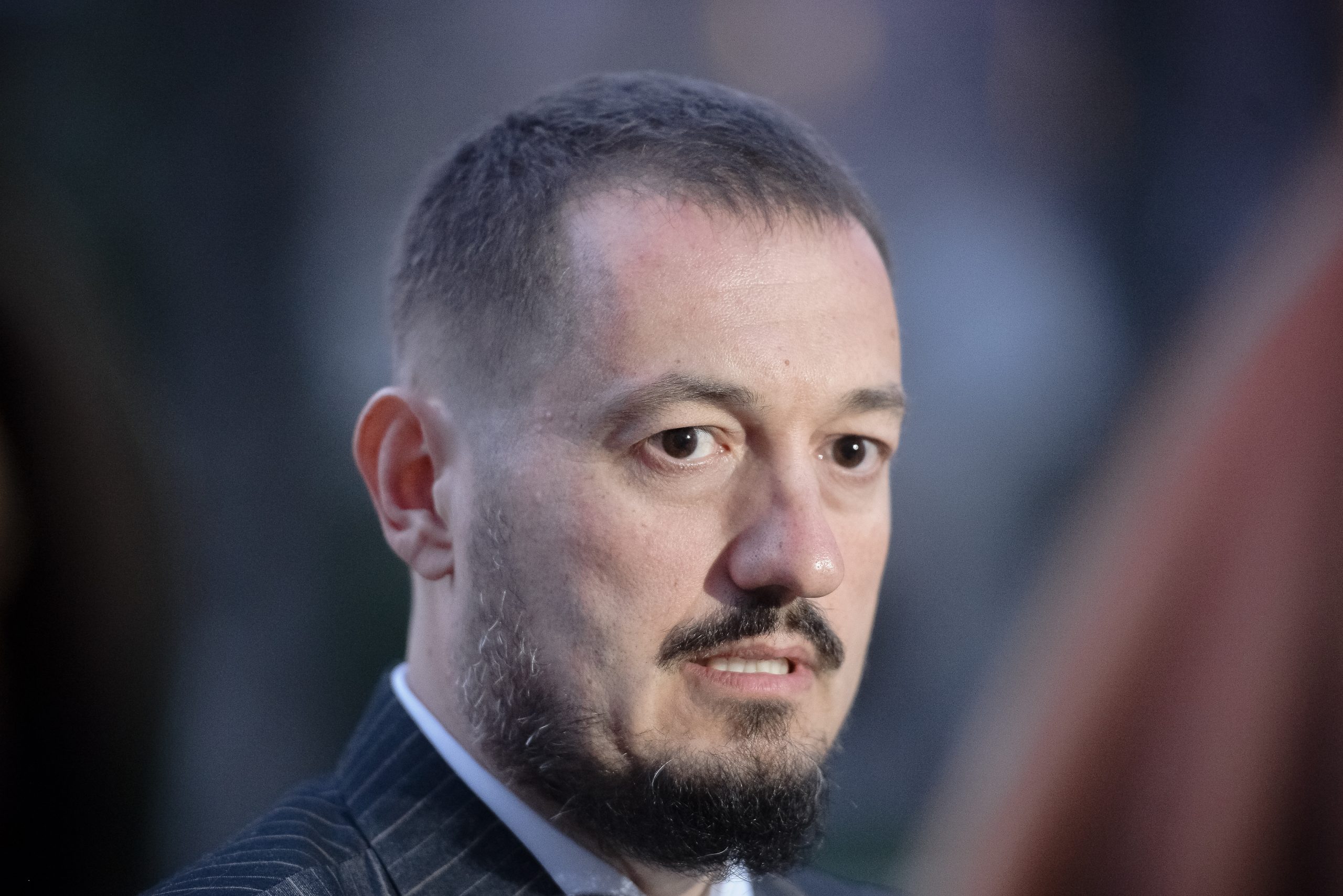 Bogdan Pîrlog, Asociația „Inițiativa pentru Justiție”: „În Legile Justiției Procurorul General se transformă într-un fel de patron al Ministerului Public SRL. Poate interveni în orice anchetă, poate verifica absolut orice dosar. Iar Procurorul General este o persoană numită politic”