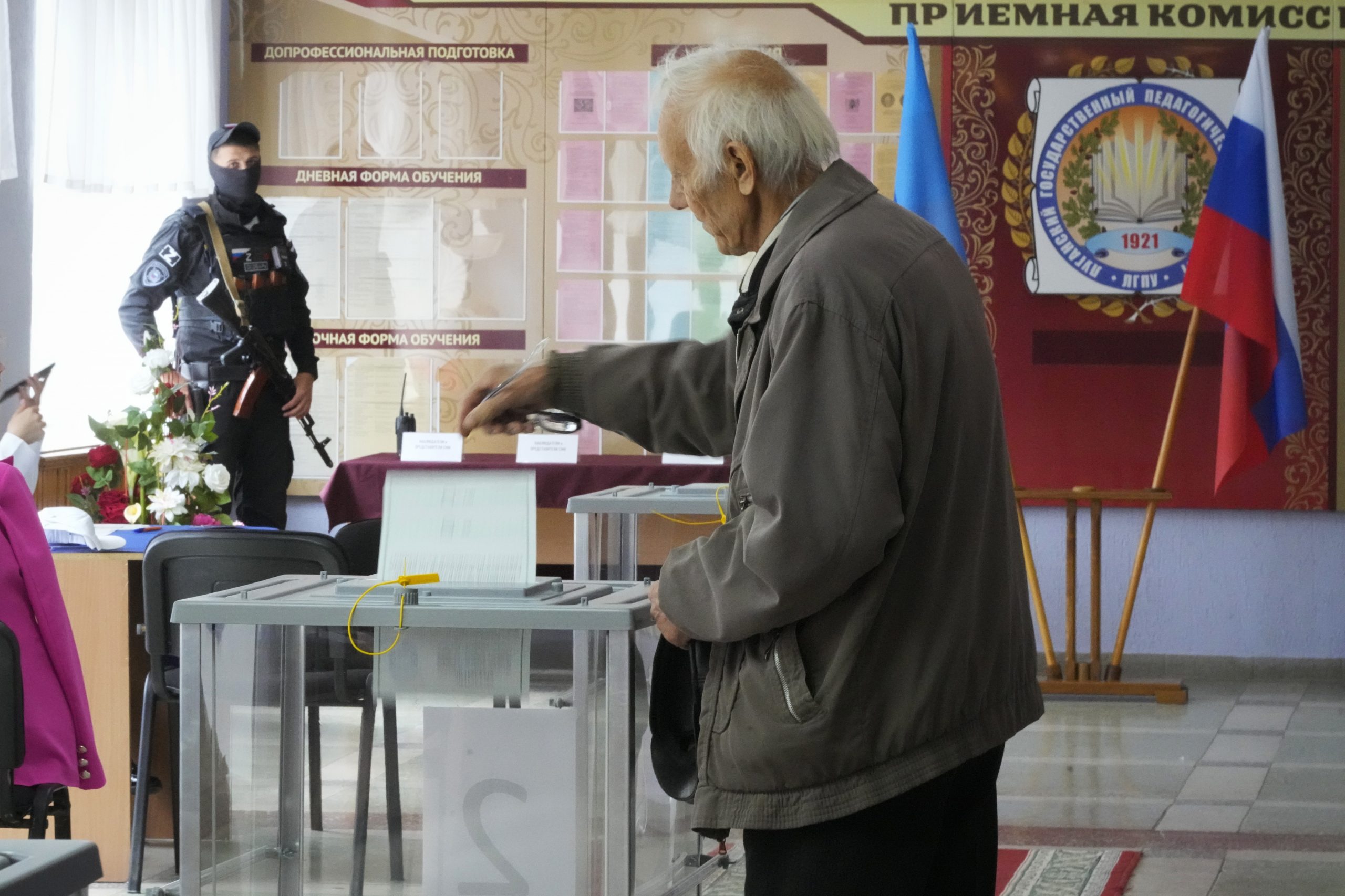 LIVE UPDATE. 217 zile de invazie. Autoritățile pro-ruse declară majorități uriașe la referendumuri, în timp ce națiunile occidentale descriu procesul drept o „farsă”
