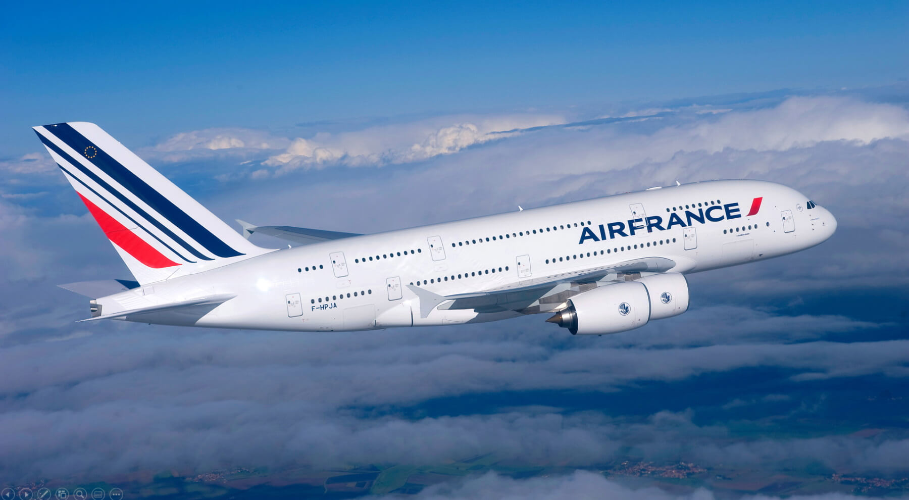 Air France anulează mai mult de jumătate din zboruri din cauza grevei controlorilor