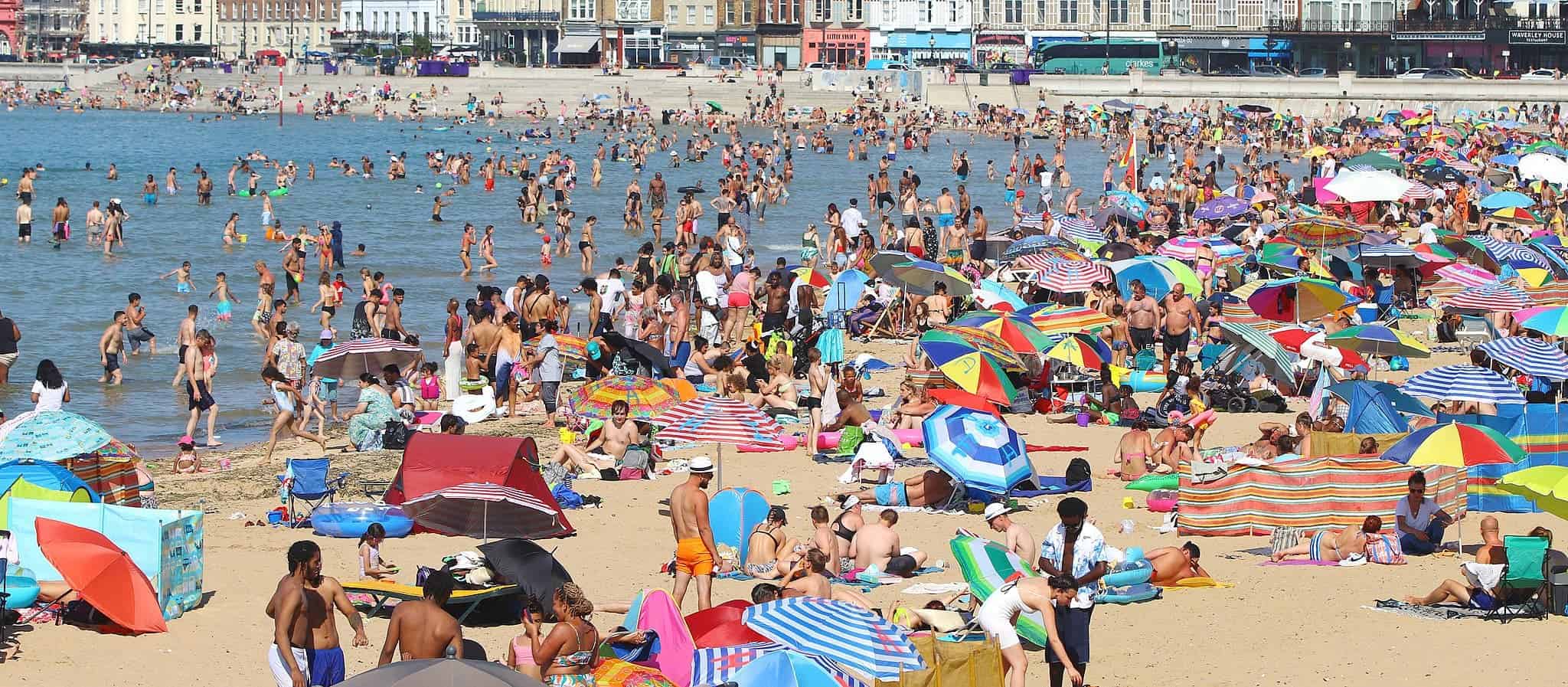 Efectele valului de căldură. Anglia a avut cea mai călduroasă vară înregistrată vreodată cu temperaturi de peste 40C