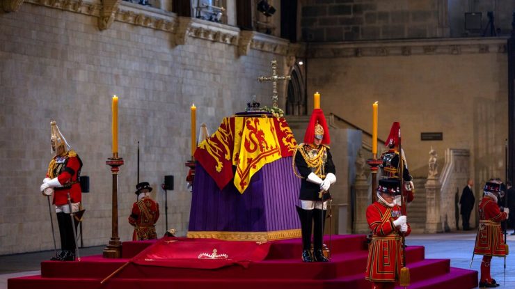 O delegație din China nu este lăsată să asiste la ceremonia de înmormântare a Reginei Elisabeta