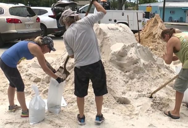 Biden declară stare de urgență în Florida și își amână călătoria din cauză că furtuna se intensifică