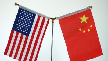 China afirmă că SUA au afectat legăturile bilaterale prin doborârea balonului dirijabil deasupra Atlanticului