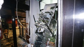 Jafuri disperate în Liban. Cel puțin cinci bănci au fost jefuite de clienți care încercau să își retragă economiile