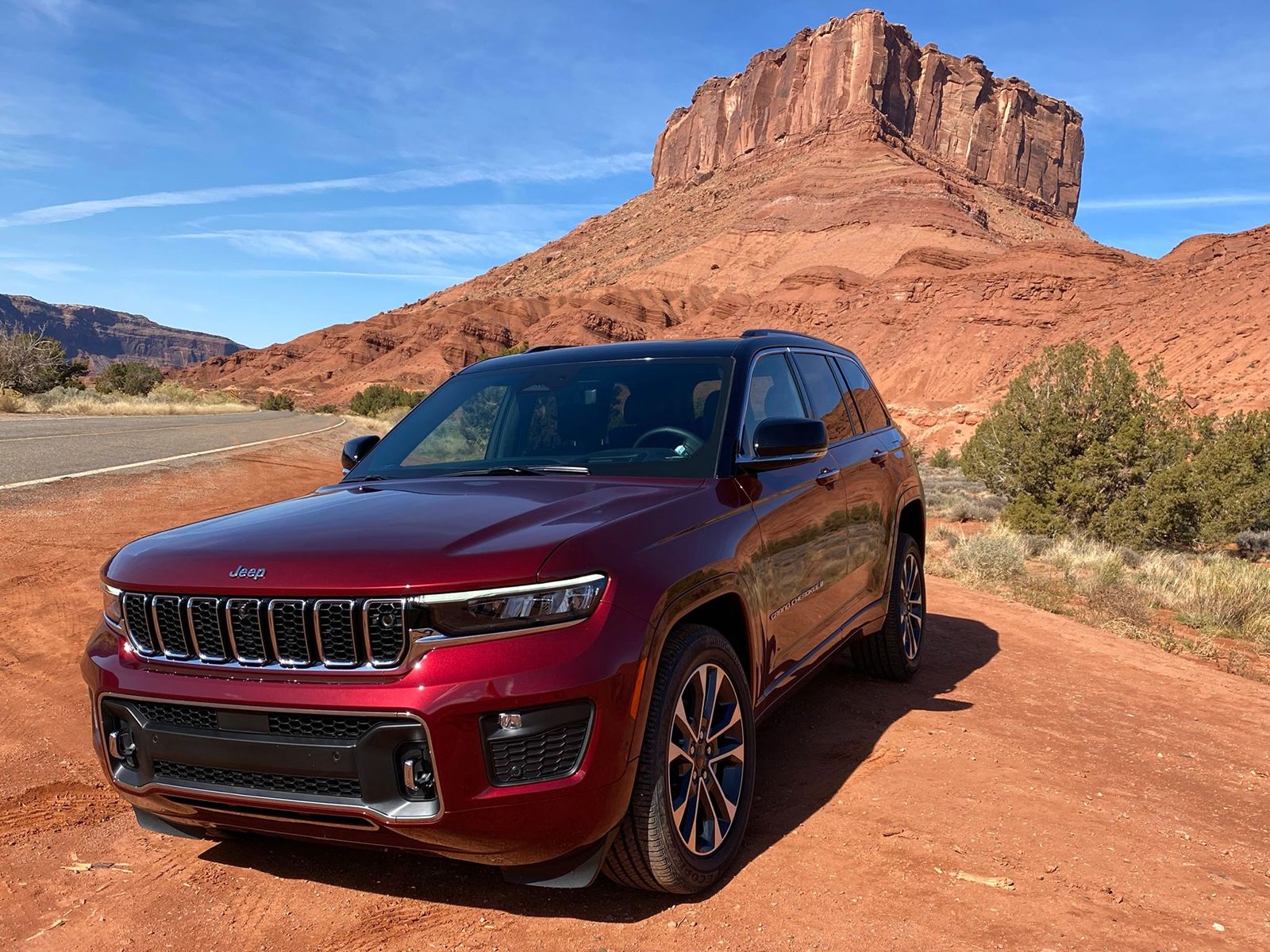 Jeep va lansa patru SUV-uri „all-electric” în Europa, până în 2025