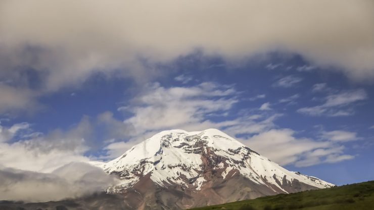 Munții ascunși ai Pământului: Unde se găsesc vârfurile care au înălțimi de 4 ori mai mari decât Everest