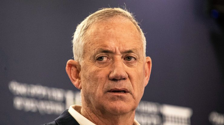 Israel: Un israelian condamnat la trei ani de închisoare pentru că a încercat să-l spioneze pe ministrul Apărării