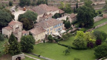 Miliardarul ceh Daniel Kretinsky a cumpărat un castel situat la sud-vest de Paris pentru 43 de milioane de euro