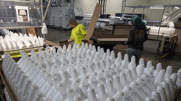 Mai multe produse din plastic de unică folosință, interzise în Noua Zeelandă