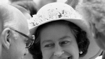 LIVE UPDATE. Moartea Reginei Elisabeta a II-a, prima zi de ceremonii. O lume întreagă în doliu. Națiunile îi aduc un omagiu celui mai longeviv monarh în funcție