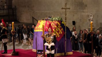 Marea Britanie și întreaga lume se pregătesc să-și ia un ultim rămas bun de la Regina Elisabeta