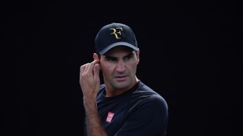 Ultimul meci al lui Roger Federer s-a încheiat cu lacrimi și înfrângere, după ce el și Nadal au fost învinși la Laver Cup, iar maestrul elvețian și-a încheiat cariera glorioasă