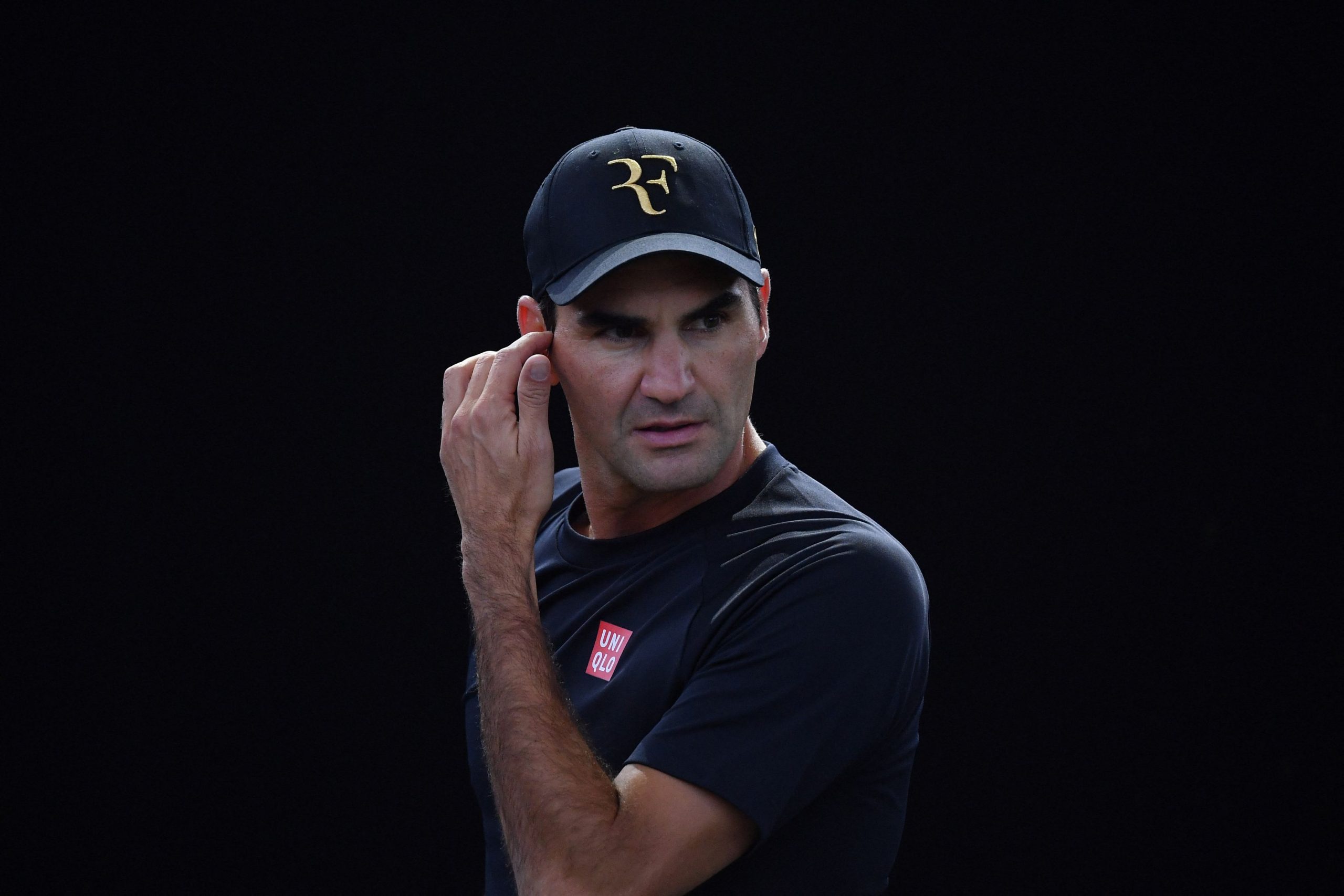 Ultimul meci al lui Roger Federer s-a încheiat cu lacrimi și înfrângere, după ce el și Nadal au fost învinși la Laver Cup, iar maestrul elvețian și-a încheiat cariera glorioasă