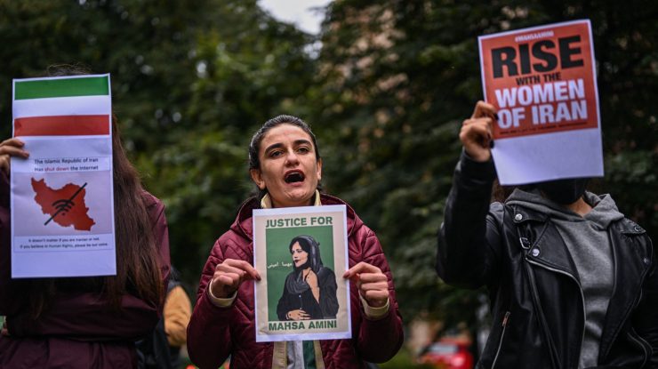 Proteste în Iran: Peste 75 de morți în 10 zile