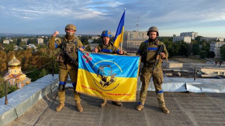 Ucraina continuă căutările în teritoriile eliberate.  Separatiștii cer un referendum urgent