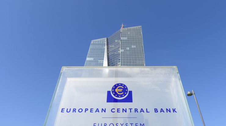Banca Centrală Europeană majorează rata dobânzii de referință, ca parte a acțiunii de reducere a inflației în zona euro