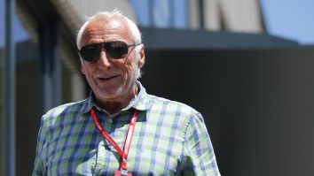 VIDEO. Dietrich Mateschitz, co-fondatorul Red Bull, a murit. Lasă în urmă un imperiu în fotbal și Formula 1