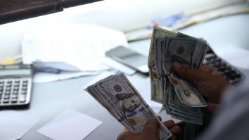 FMI îmbunătățește la 4,8% prognoza de creștere a economiei românești în 2022; previziunile pentru 2023, revizuite în scădere