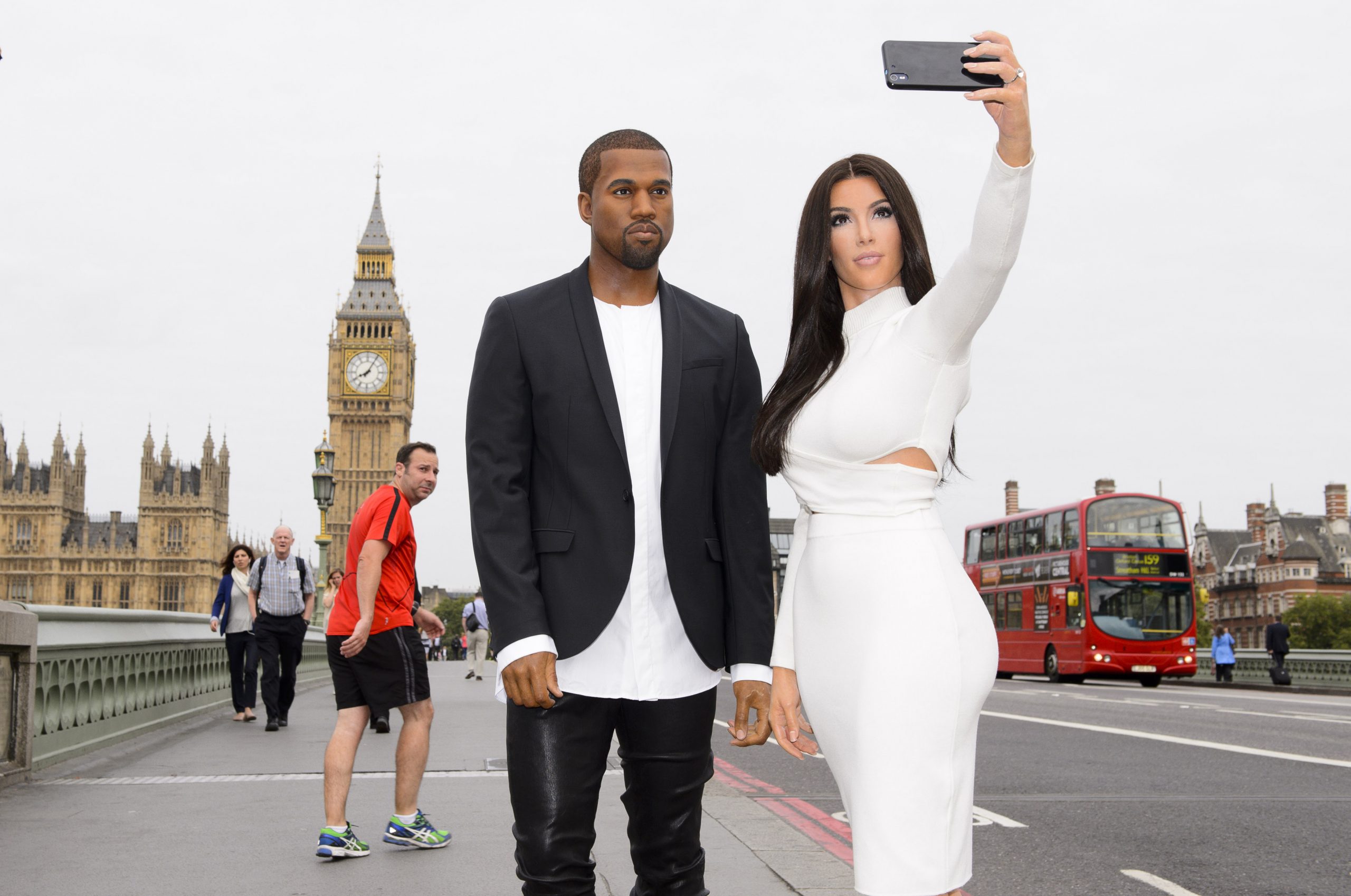 Figura de ceară a lui Kanye West, „retrasă” de la Madame Tussauds, în urma comentariilor sale rasiste