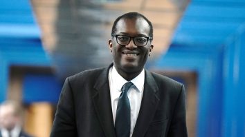 Ministrul britanic al Finanțelor demisionează, la doar două săptămâni de la preluarea mandatului