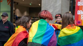 Parlamentul Rusiei înăspreşte legea împotriva „propagandei LGBTQ”