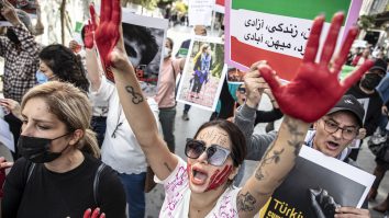 Zeci de copii au fost uciși în revoltele din Iran de la începutul protestelor