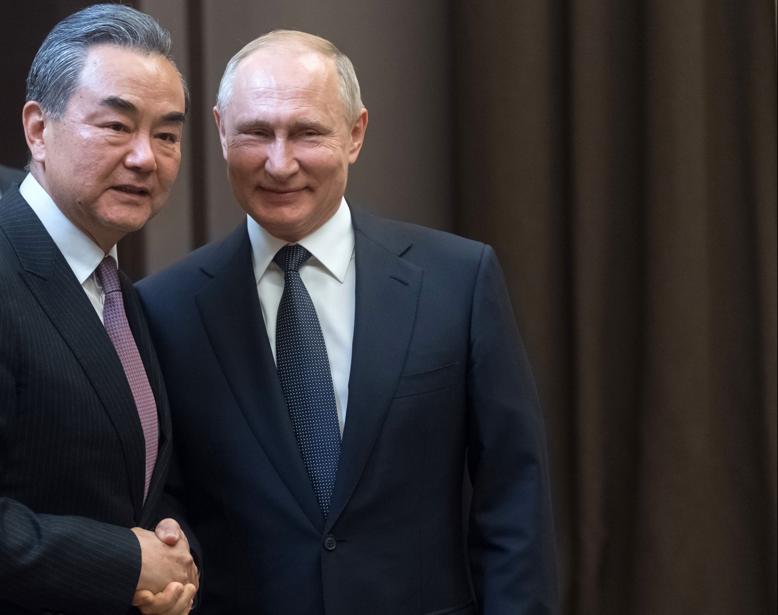 China este dispusă să aprofundeze relația cu Rusia, afirmă un diplomat de rang înalt